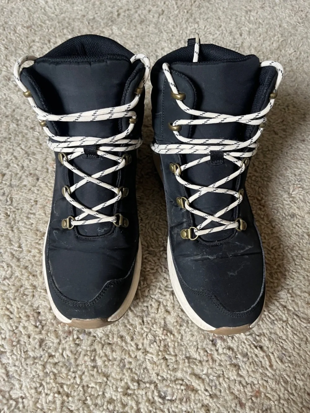 Universal Thread Boots - Picture 2 of 5